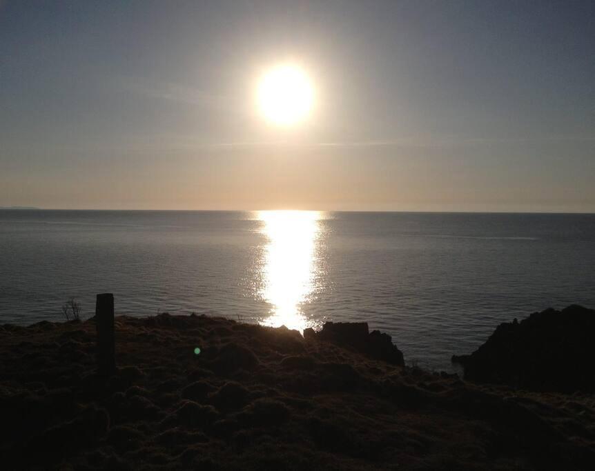 3 Bedroom Townhouse Right On The Harbour Isle of Whithorn Eksteriør billede