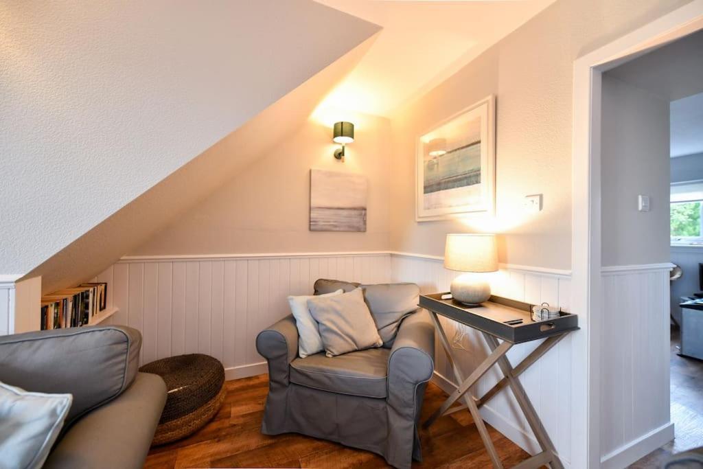 3 Bedroom Townhouse Right On The Harbour Isle of Whithorn Eksteriør billede
